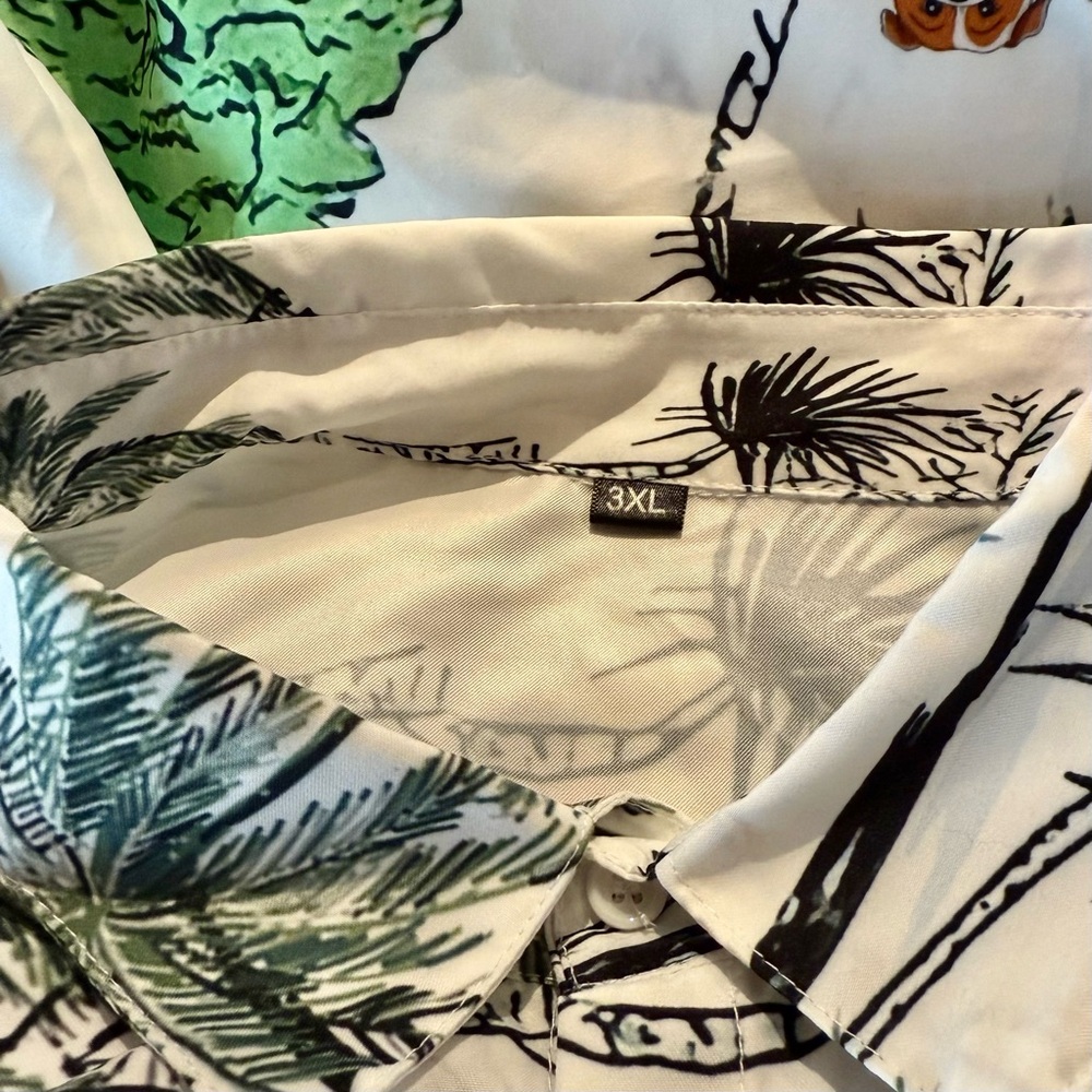 Unique & Fun Hawaiian Button-up Collared Shirt | Mens XXL - Picture 5 of 7